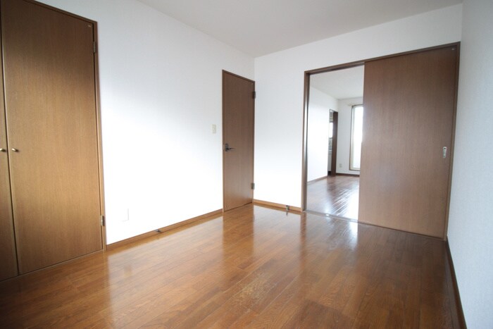 物件内観写真9　(居室)