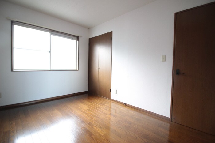 物件内観写真10　(居室)