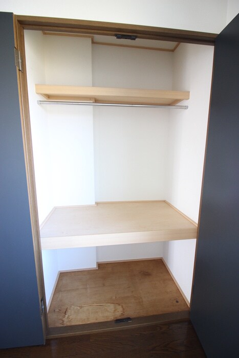 物件内観写真15　(収納)