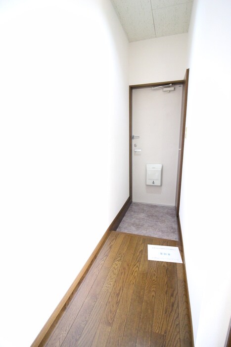 物件内観写真21　(廊下)