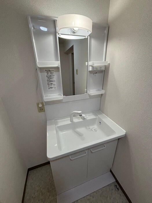 物件内観写真10　(洗面)