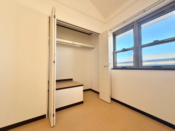 物件内観写真10　(収納)