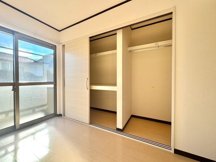 物件内観写真11　(収納)