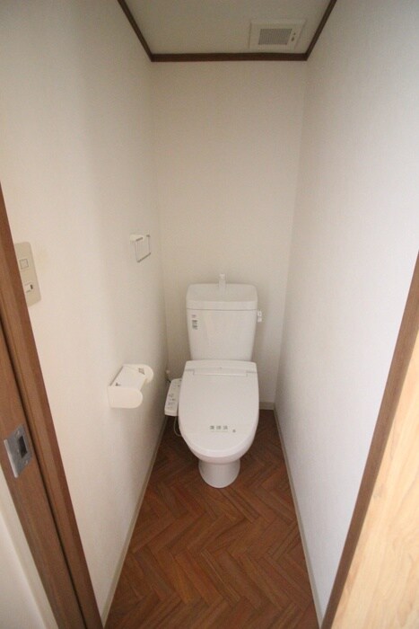 物件内観写真13　(トイレ)