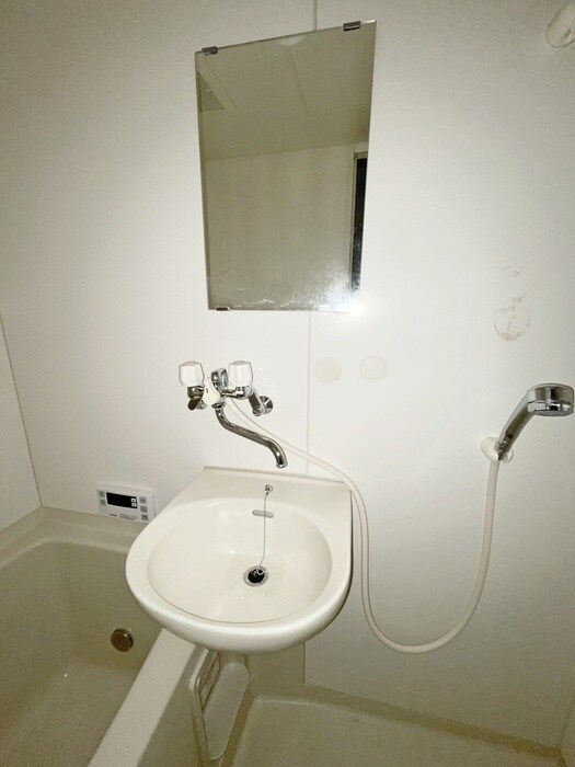 物件内観写真9　(洗面)