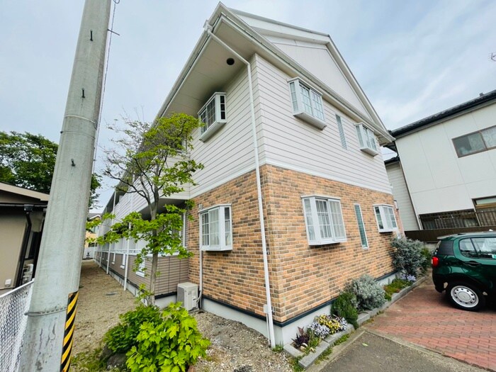 物件外観写真1　(外観写真)