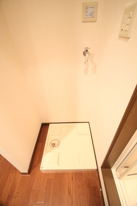 物件内観写真20　(洗濯機置場)