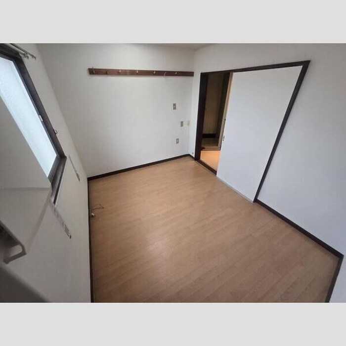 物件内観写真15　(居室)