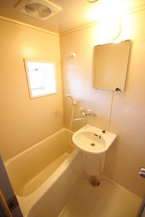 物件内観写真9　(バス／シャワールーム等)