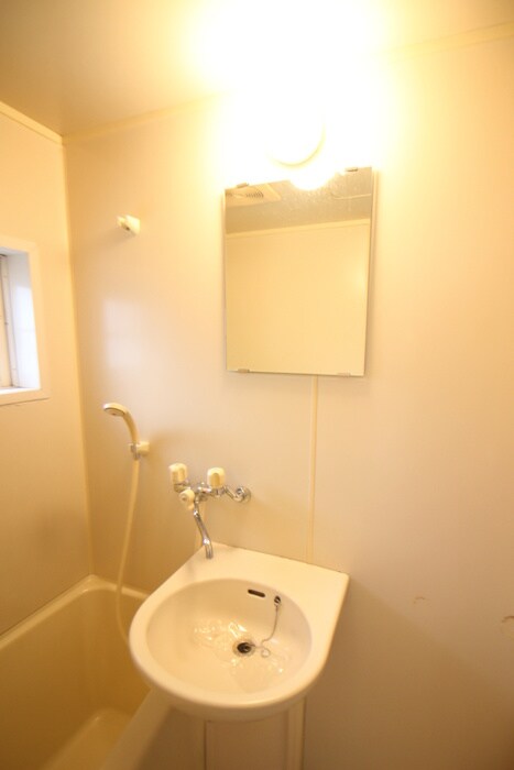 物件内観写真12　(洗面)