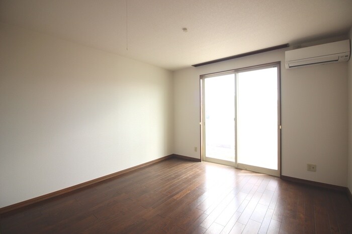 物件内観写真16　(居室)