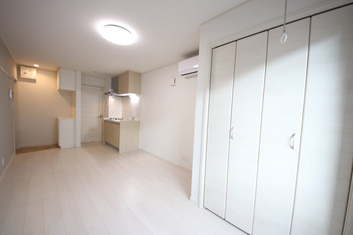 物件内観写真9　(居室)