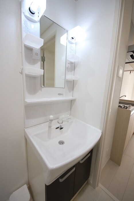 物件内観写真12　(洗面)