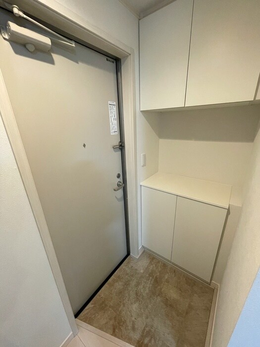 物件内観写真15　(玄関)