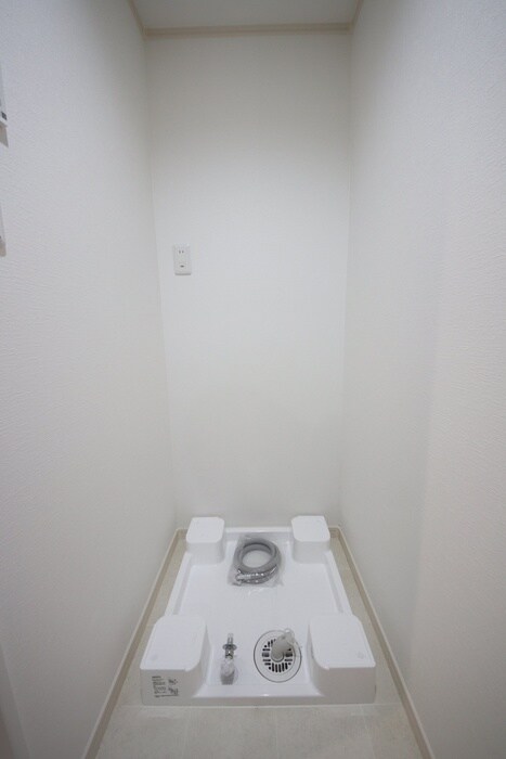 物件内観写真19　(洗濯機置場)