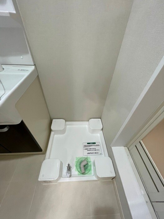 物件内観写真17　(洗濯機置場)