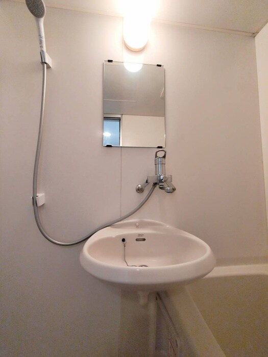 物件内観写真11　(洗面)