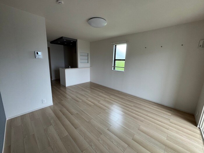 物件内観写真9　(居室)