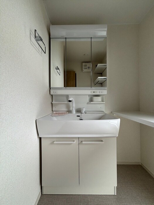 物件内観写真14　(洗面)