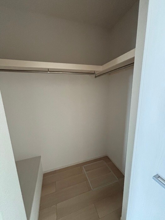 物件内観写真16　(収納)