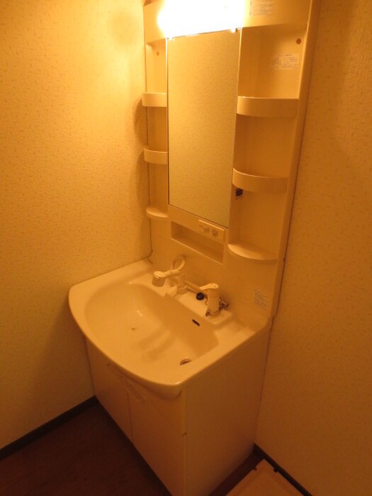 物件内観写真7　(洗面)