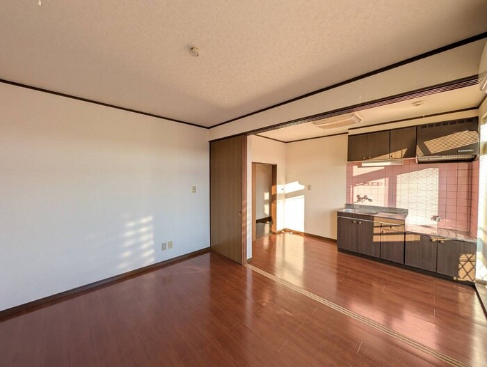 物件内観写真4　(居室)