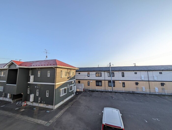 物件内観写真13　(室内からの展望)