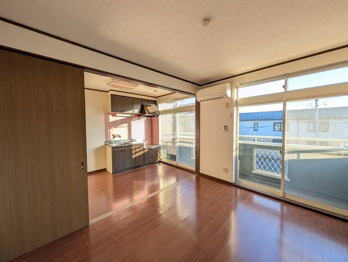 物件内観写真14　(居室)