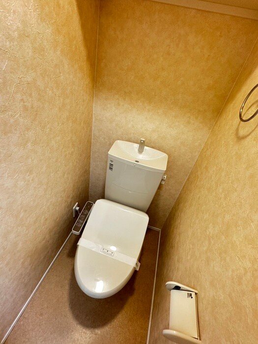 物件内観写真13　(トイレ)