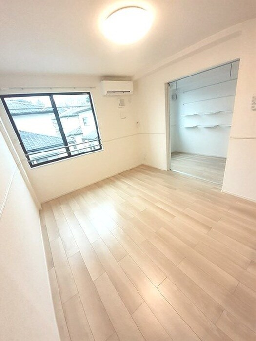 物件内観写真7　(居室)