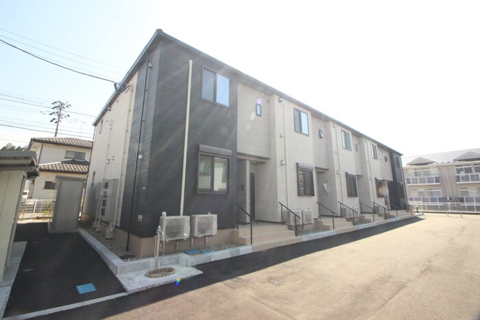 物件外観写真6　(外観写真)