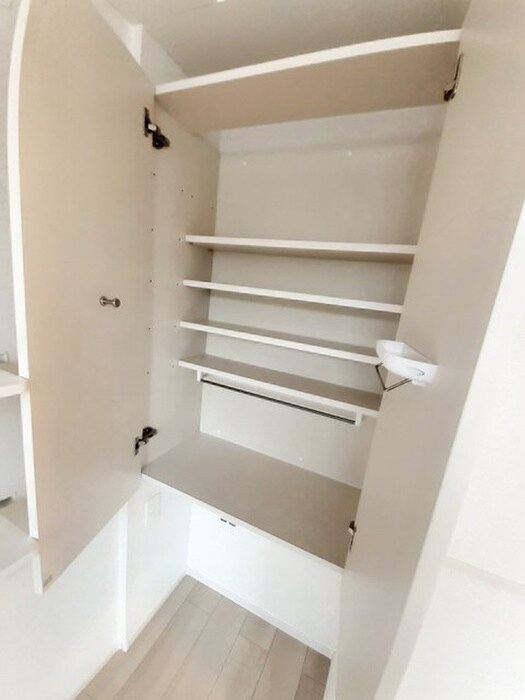 物件内観写真17　(収納)