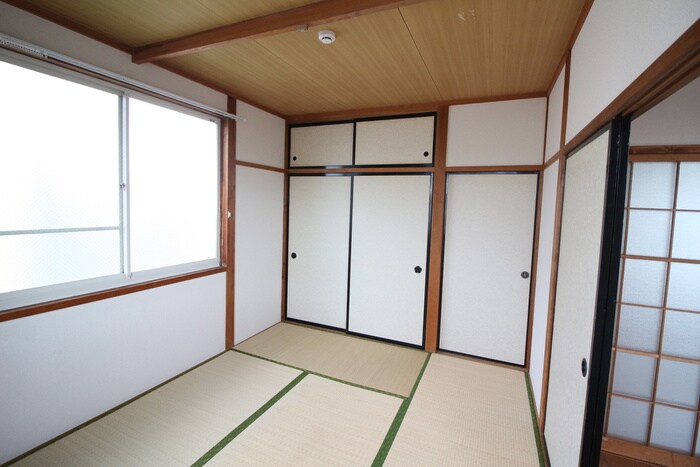 物件内観写真9　(居室)