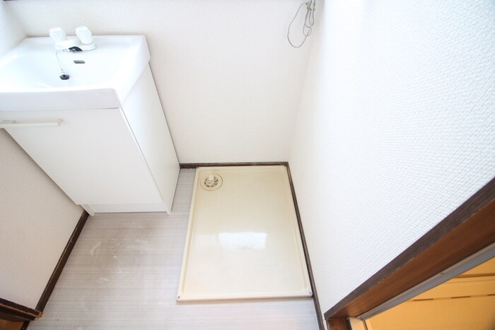 物件内観写真19　(洗濯機置場)