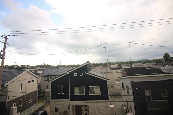 物件内観写真16　(室内からの展望)