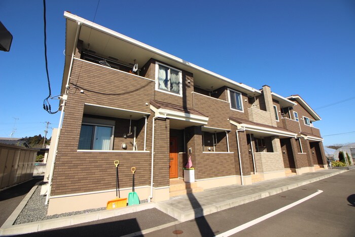 物件外観写真6　(外観写真)