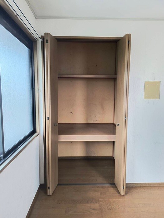 物件内観写真13　(収納)