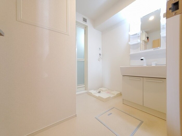 物件内観写真7　(洗面)