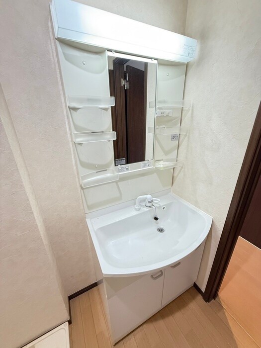 物件内観写真10　(洗面)