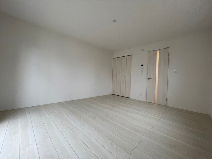 物件内観写真6　(居室)