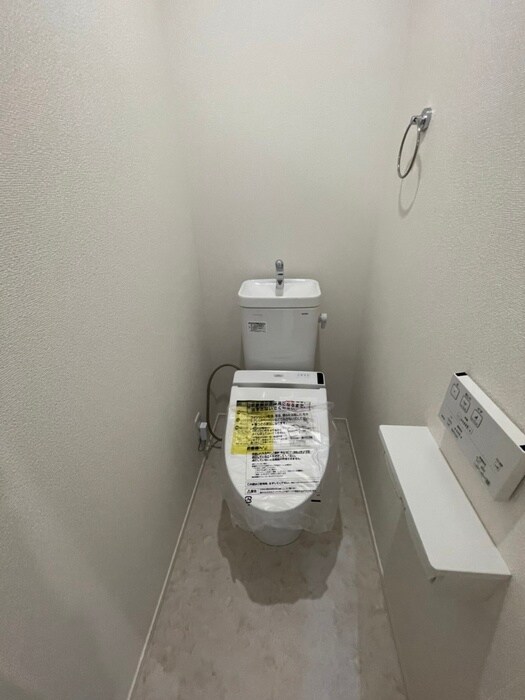 物件内観写真11　(トイレ)