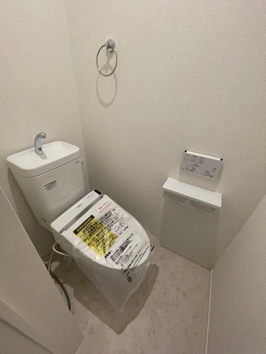 物件内観写真11　(トイレ)