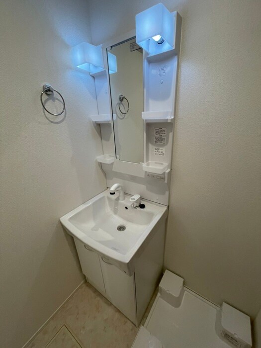 物件内観写真13　(洗面)