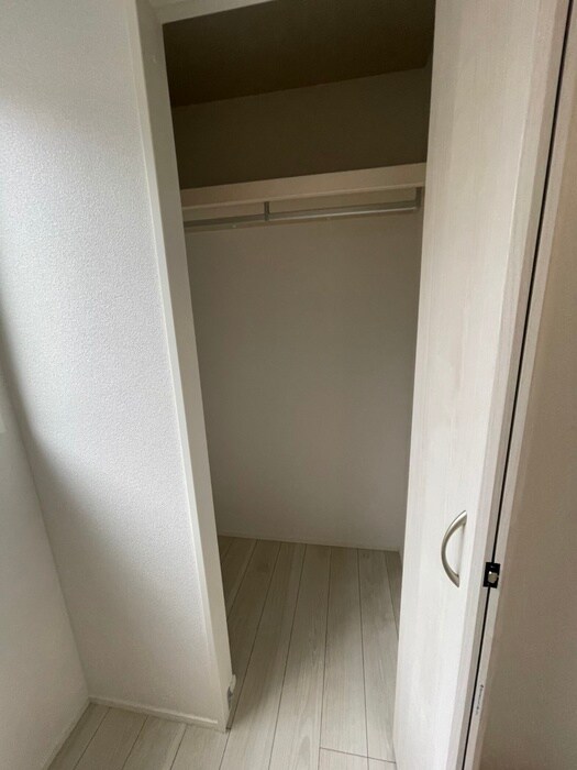 物件内観写真15　(収納)