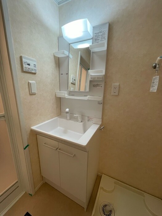 物件内観写真9　(洗面)