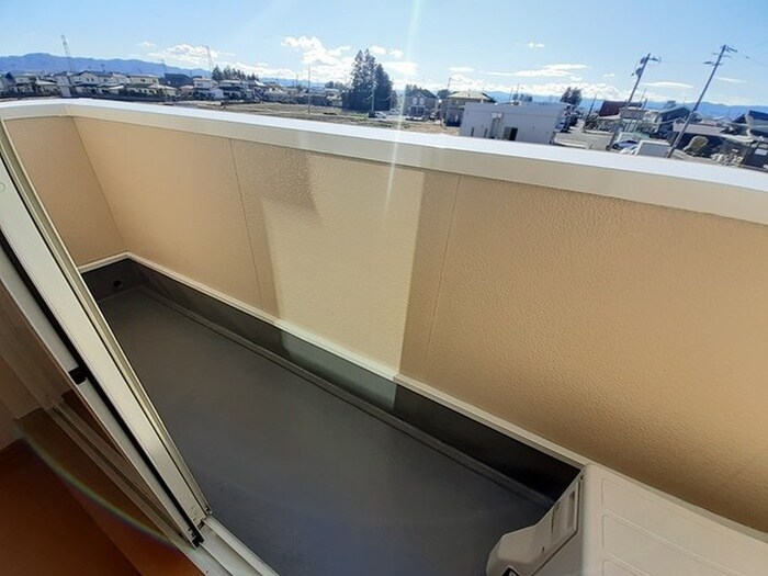 物件内観写真10　(ベランダ・バルコニー)