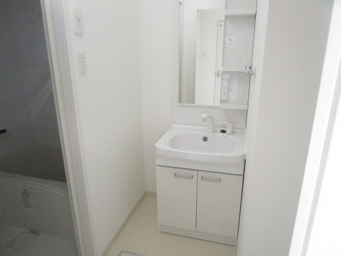 物件内観写真13　(洗面)