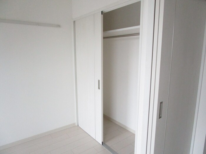 物件内観写真15　(収納)