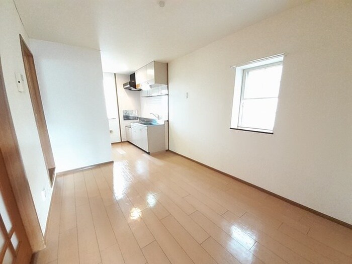 物件内観写真8　(居室)