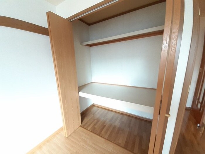 物件内観写真10　(収納)